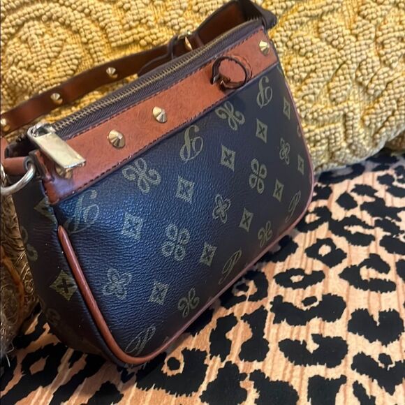 Stylish Black and Brown Designer Shoulder Bag - Picture 4 of 11